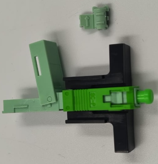 Conector Mariposa para Conexiones Rápidas y Eficientes en Fibra Óptica
