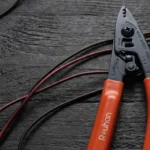 Pelador-de-3-Agujero-para-Fibra-Óptica-RTF-83